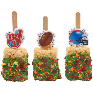 FOOTBALL CUPCAKE RINGS 12CT