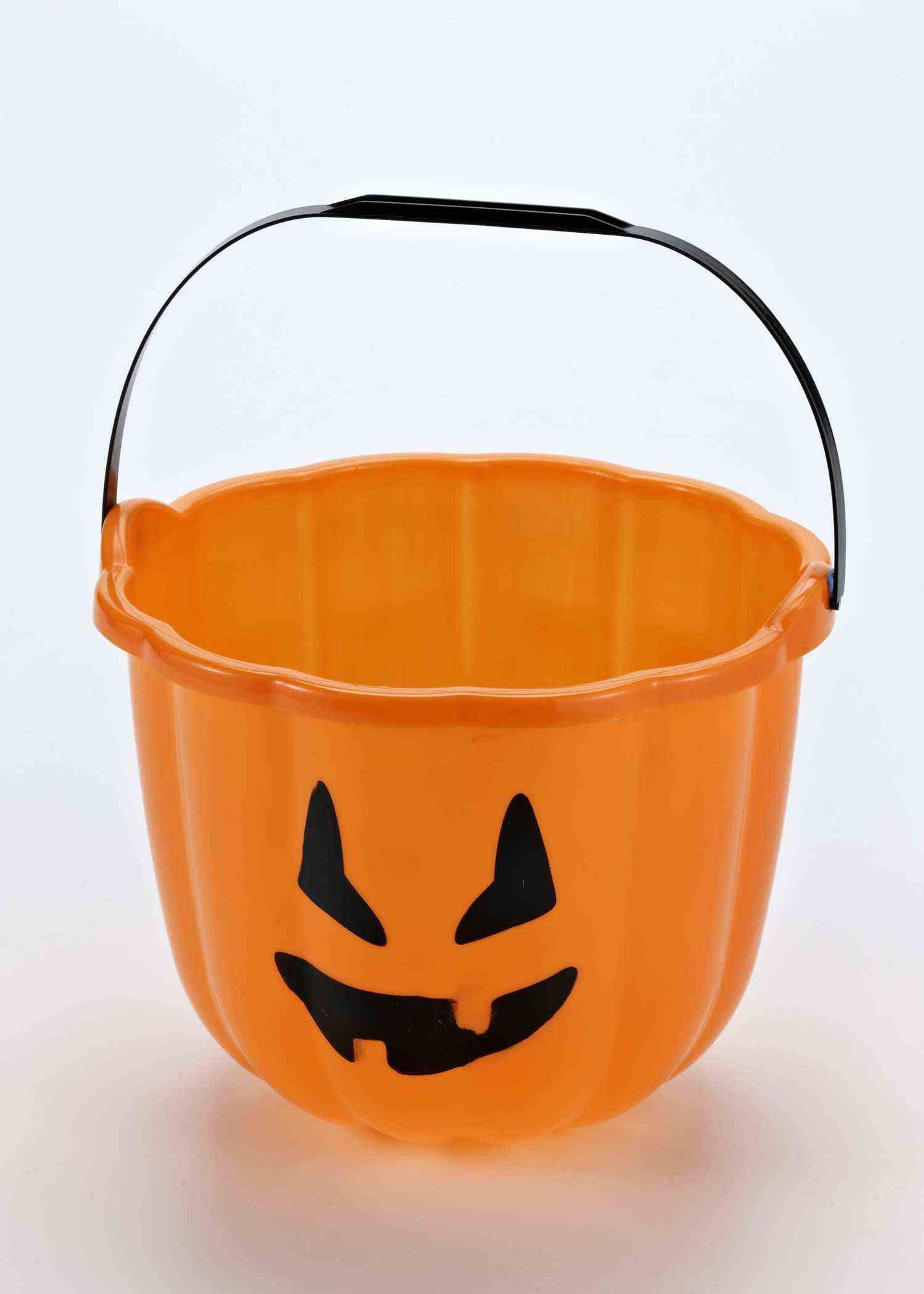 Plastic Pumpkin Bucket
