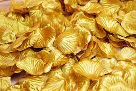 GOLD ROSE PETALS