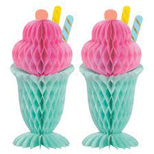 PASTEL ICE CREAM HONEYCOMB CENTERPIECES