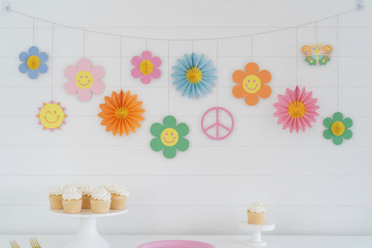 Flower Cutout & Garland Kit - 7ft.