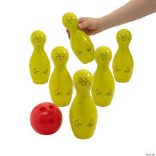 Grinch Bowling Set