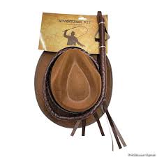 Adventure Kit Hat & Whip