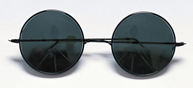 OVERSIZED BLACK ROUND GLASSES