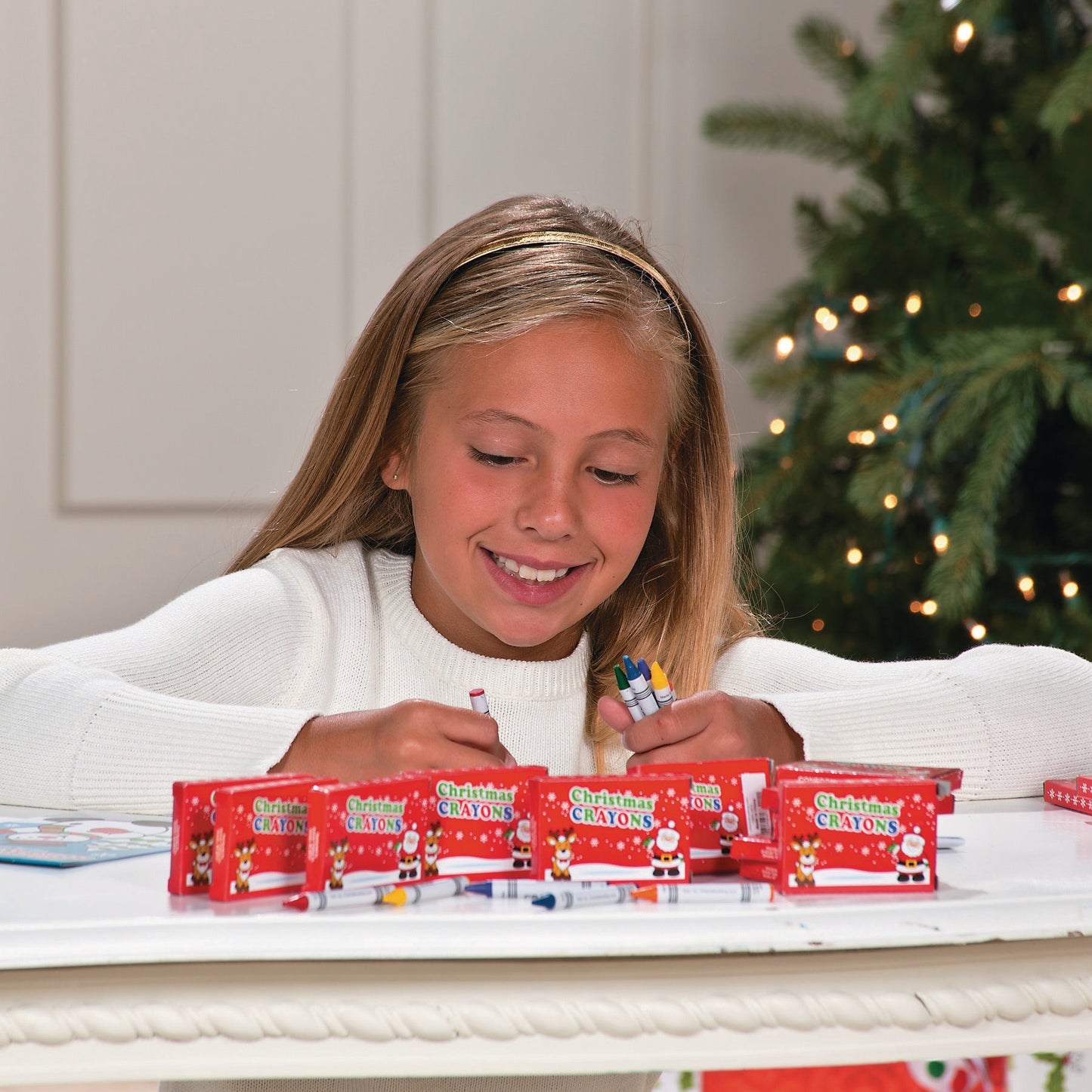 Holiday Crayons - 24CT.