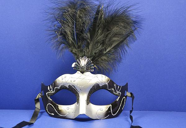 BLACK & SILVER MASQUERADE MASK