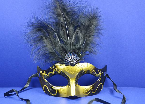 BLACK & GOLD MASQUERADE MASK