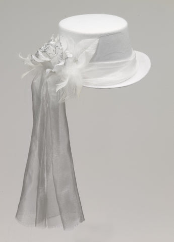 GHOSTLY ROSE TOP HAT